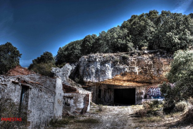 IMG_3087_8_9_tonemapped