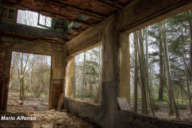 IMG_9967_8_9_tonemapped_2