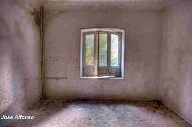 Ruined building in Madrid