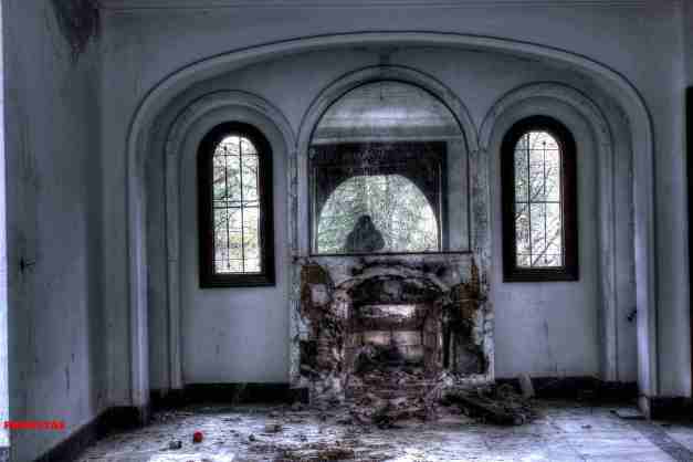 IMG_4707_8_9_tonemapped