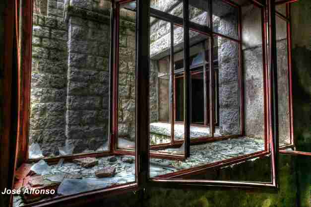 IMG_3506_7_8_tonemapped