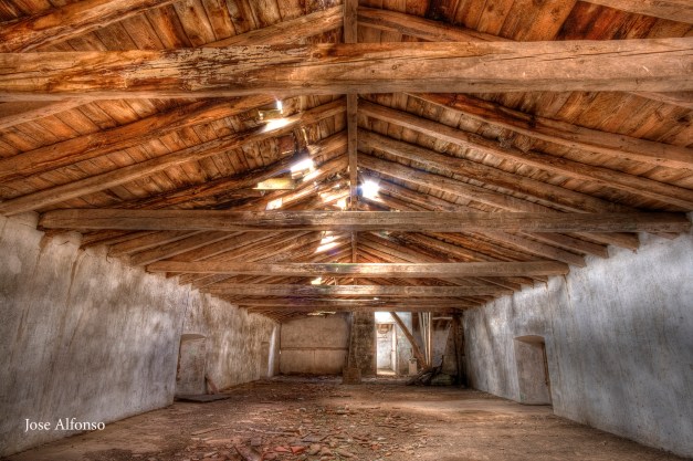 Roof collapsed. Abandoned building