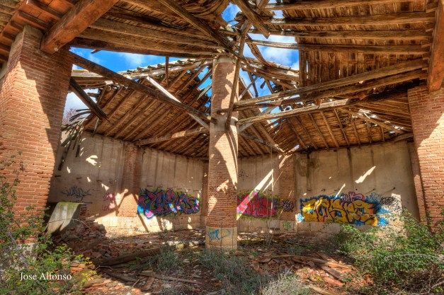 Roof collapsed. Abandoned building