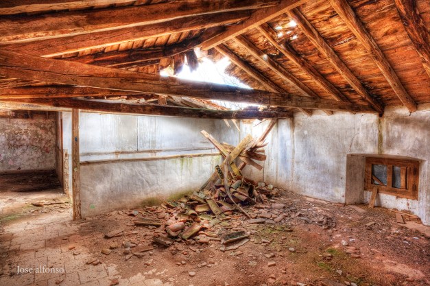 Roof collapsed. Abandoned building
