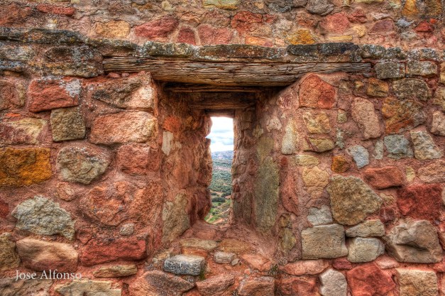 Loophole, Riba de Santiuste castle, Guadalajara, Spain