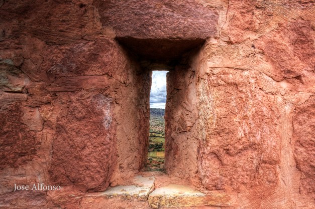 Loophole, Riba de Santiuste castle, Guadalajara, Spain