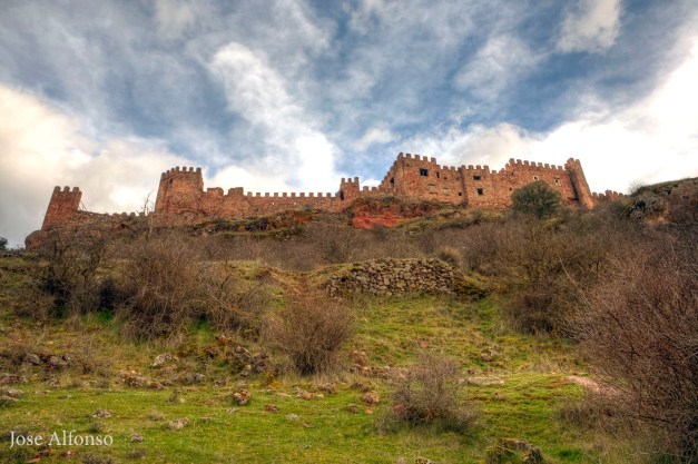 Riba de Santiuste castle, Guadalajara, Spain