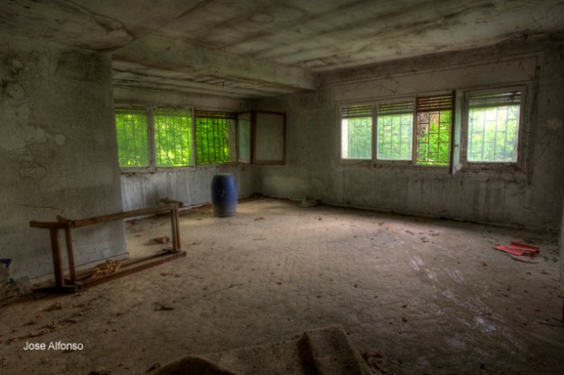 Abandoned house, Madrid, Spain