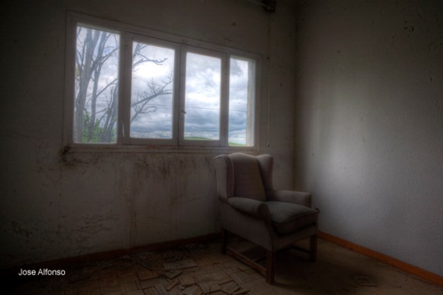 Abandoned house, Madrid, Spain