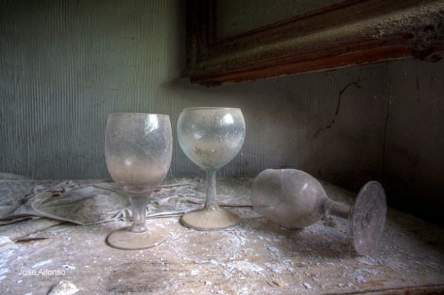Abandoned house, Madrid, Spain
