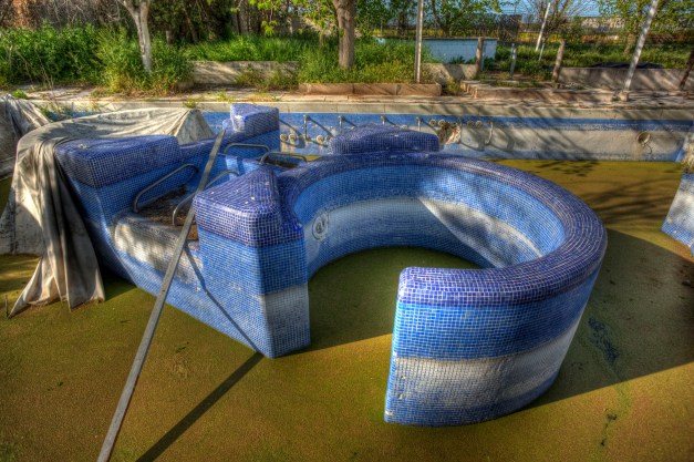 Jacuzzi, Abandoned water park