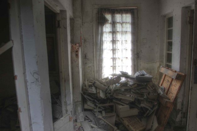 IMG_2068_69_70_tonemapped