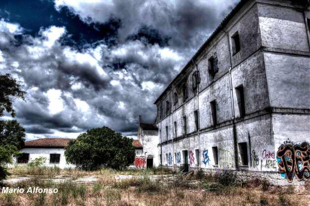 IMG_2454_5_6_tonemapped