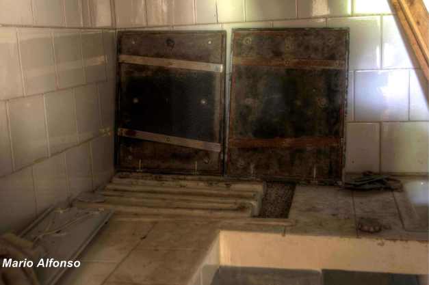 IMG_2817_8_9_tonemapped