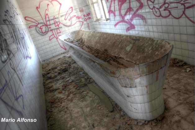 IMG_3557_8_9_tonemapped