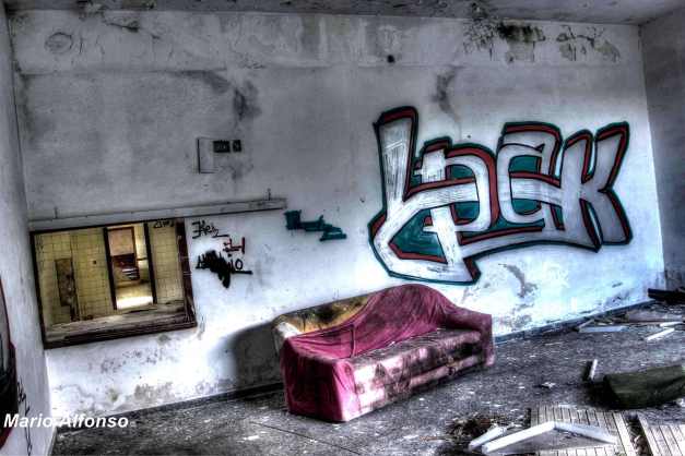 IMG_3923_4_5_tonemapped