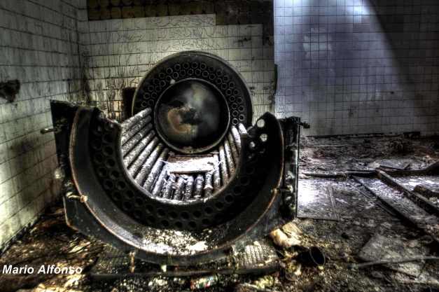 IMG_3977_8_9_tonemapped