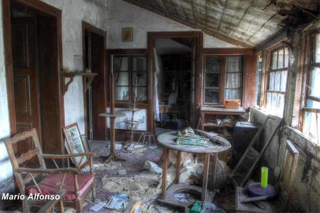 IMG_5699_700_701_tonemapped